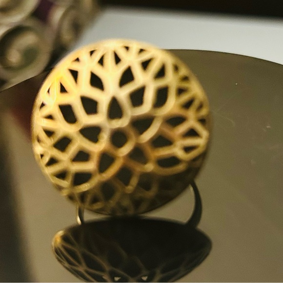 Silver ring - Picture 3 of 3